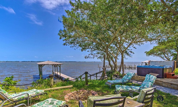 Tropic Villa | Riverfront Villa with Hot Tub & Fire Pit Access