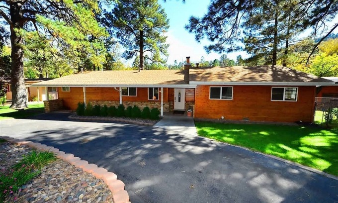 Ruidoso House | Rivers Edge Cabin Sum