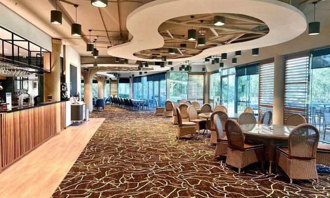 Cattai Hotel | Riverside Oaks Golf Resort