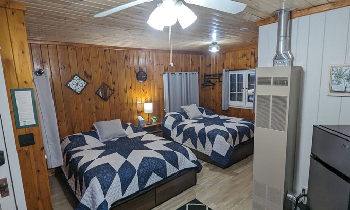 Park Rapids Cabin | Riverside Point Resort #5 | 0 Bed, 1 Bath