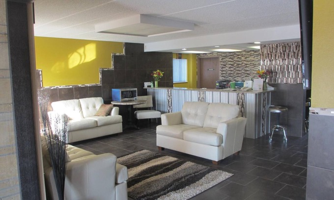 Mankato Hotel | Riverside Suites
