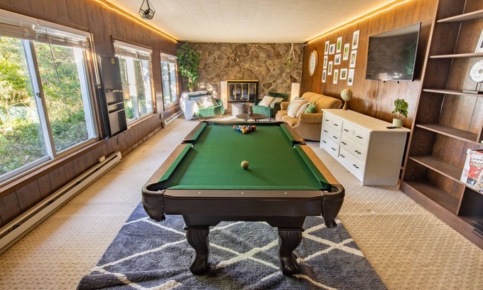 Summerlee Cabin | Riverstone Retreat FirePit GameRoom NewRiverGorge