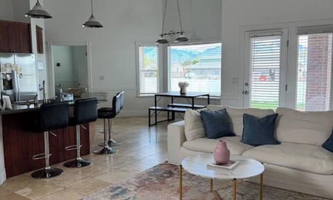 Riverton House | Riverton Retreat: Large Deck, Ample Parking, and Beautiful Mountain Views
