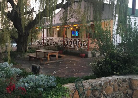 Maluti a Phofung Hotel | Riverview Country Inn