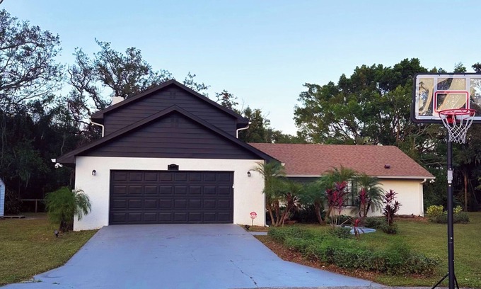 Winter Haven House | Riverwood Circle