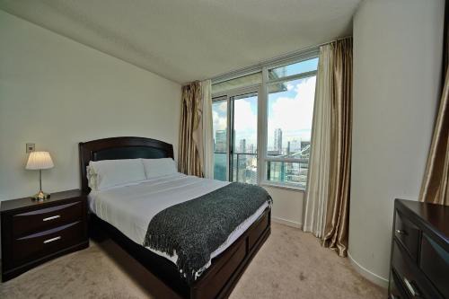 Downtown Toronto Apartment | RivetStays - The Bremner I