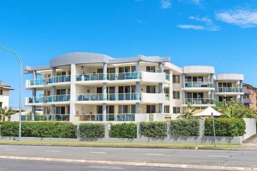 Port Macquarie Apartment | Riviera 306