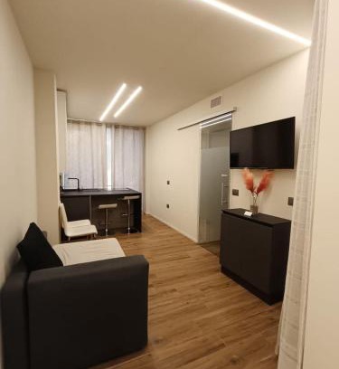 Rosapineta Apartment | [Riviera Apartments] Near the beach + Parking