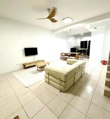 Kampung Telok House | Rizku Homestay Port Dickson 4 Bedroom 4 Bathroom