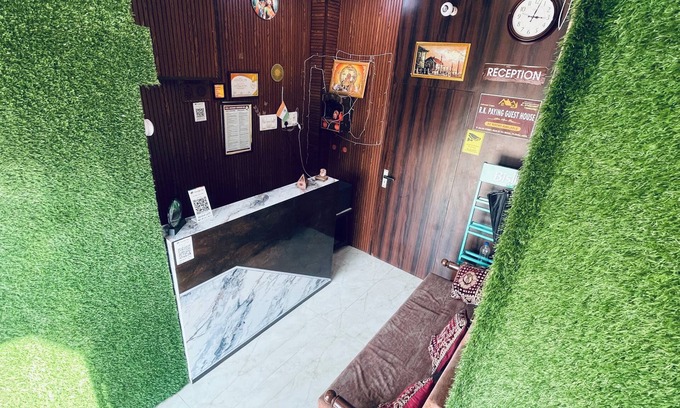 Taj Ganj House | Rk paying guest house