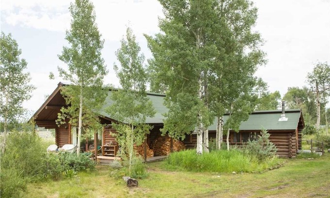 Teton Village Cabin | RMR: Rocking Rackets Cabin at Poker Flats