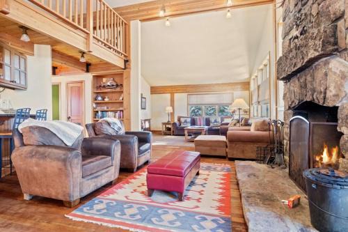 Teton Village House | RMR: The Village House in Teton Village