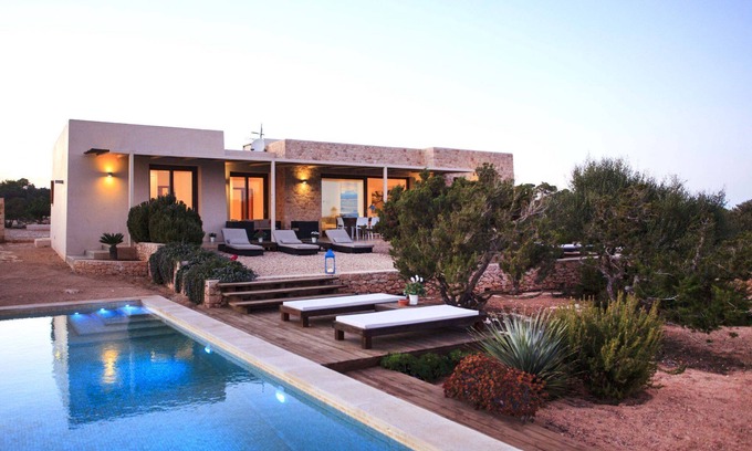 Formentera Ski Chalet | Romero en Can Corda, Chalet 4 Dormitorios 4 Baños con piscina en Cap de Barbaria Formentera