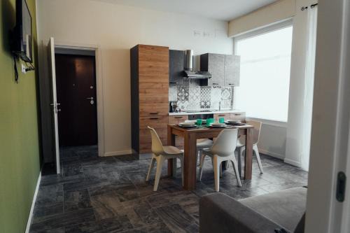 Rozzano Apartment | Roberta House