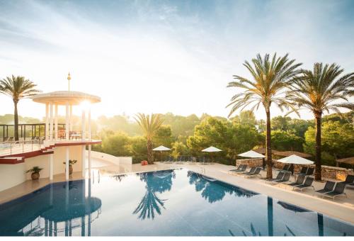 Cala Ferrera Hotel | ROBINSON Cala Serena