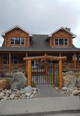 Jasper Apartment | Roche Bonhomme Rustic Suite