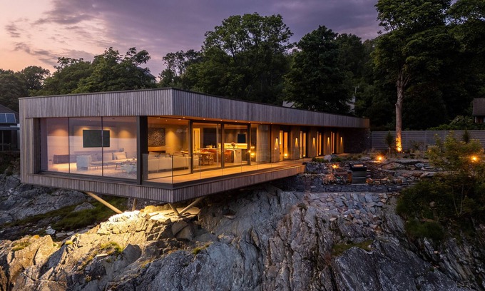 Cove House | Rock Cove - Four Bedroom House, Sleeps 8