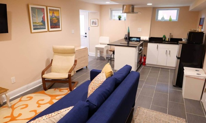 Northwest Apartment | Rock Creek Park Residence