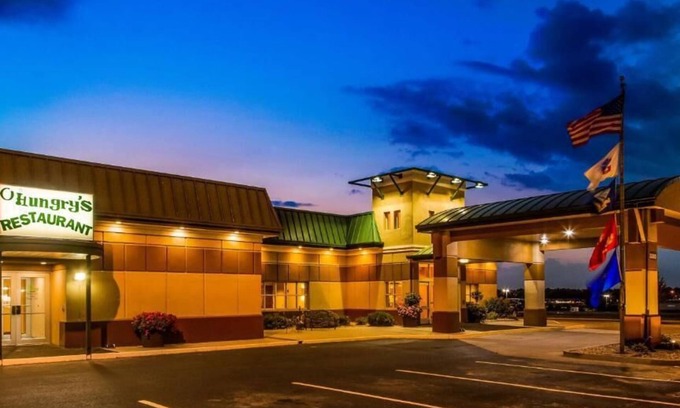 Marshalltown Hotel | Rock Island Inn & Suites Marshalltown