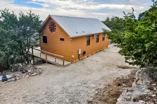 Fredericksburg House | Rock of Ages Cabin at Amazing Grace Canyon