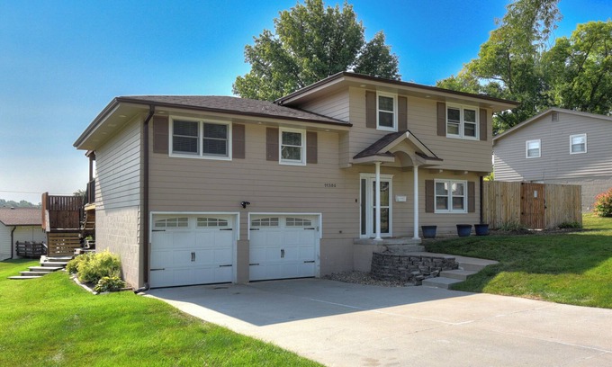 West Omaha House | Rockbrook Oasis – Charming 3-Bedroom Home with Private Pool