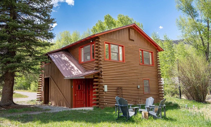 Lake City Apartment | Rockin' K - Newly Remodeled Along the Lake Fork of the Gunnison River