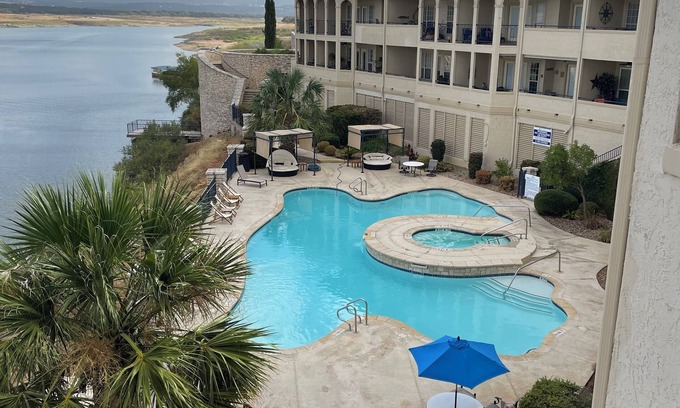 Highland Lake Estates Condo | Rockstar Lake and Pool view condo