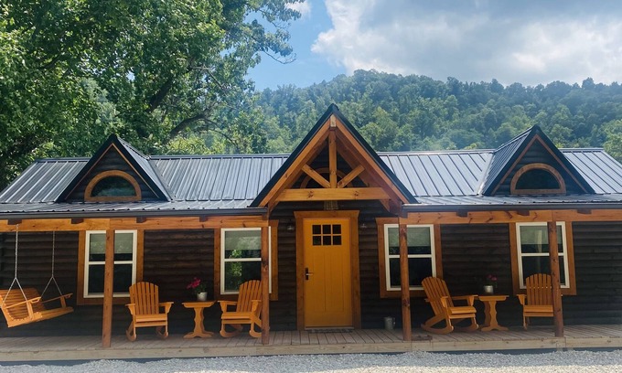 Williamson Cabin | Rocky Top at Billy Goat Mountain Village