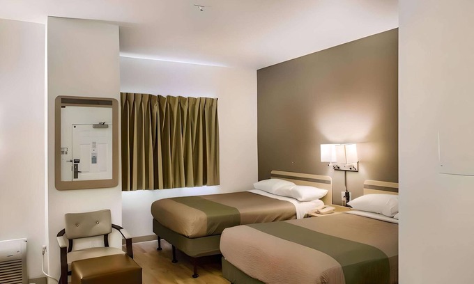 Fishers Hotel | Rodeway Inn Fishers Indianapolis