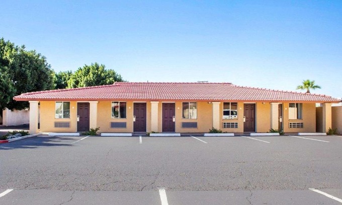 Security Acres Hotel | Rodeway Inn Old Town Scottsdale