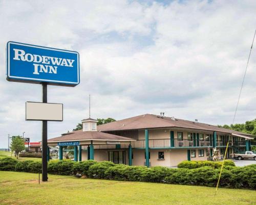 Phenix City Hotel | Rodeway Inn Phenix City - Columbus