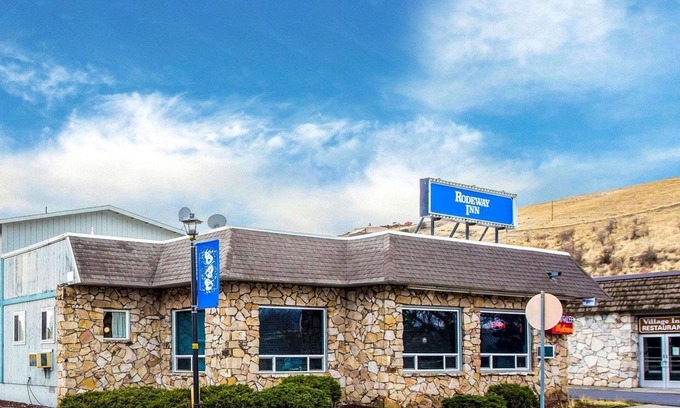 Arlington Hotel | Rodeway Inn
