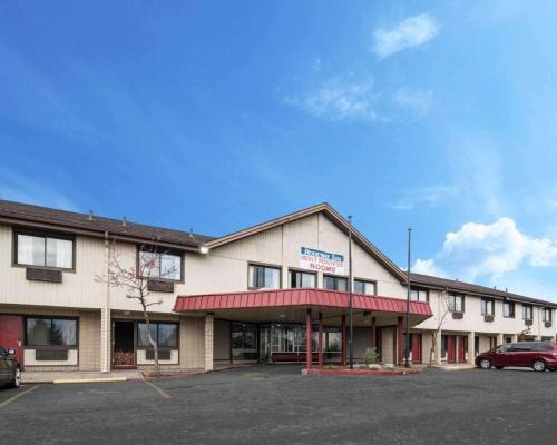 Syracuse Hotel | Rodeway Inn