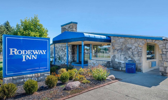 Hilliard Hotel | Rodeway Inn