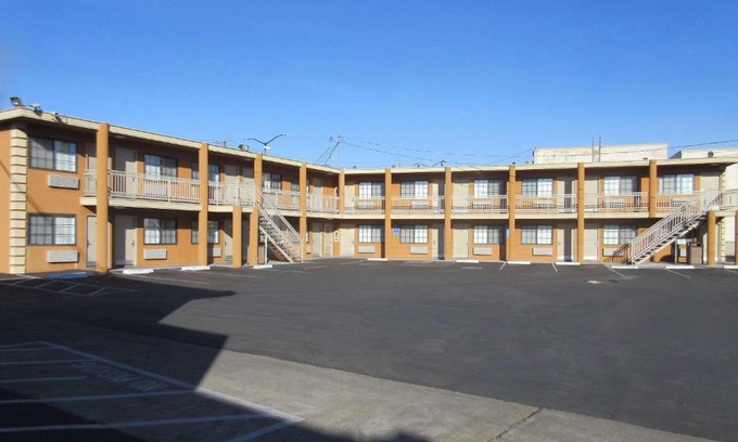 San Pablo Hotel | Rodeway Inn