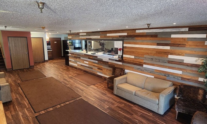 West Fargo Hotel | Rodeway Inn