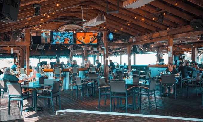 Clewiston Hotel | Roland Martin Marina and Resort