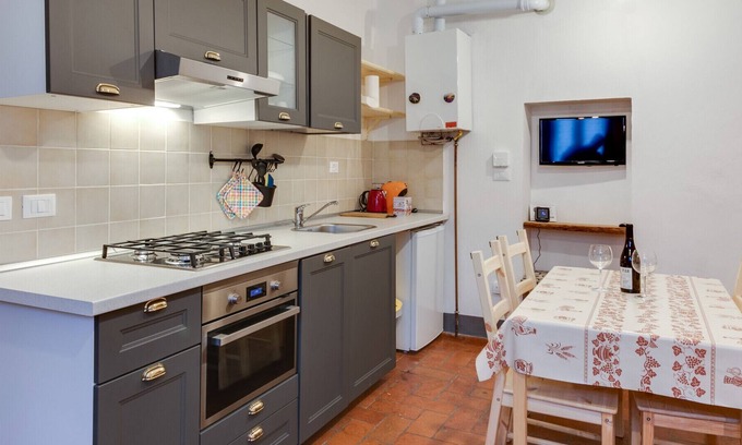 Tredozio Apartment | RomagnaBNB Biscanto Townhouse