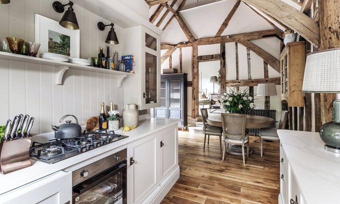 Westcott House | Romantic and very luxurious converted barn, private garden and stunning views