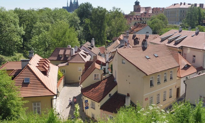 Hradcany Apartment | Romantic apartment in Prague