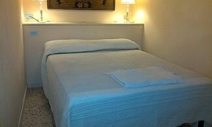 Mologno Apartment | Romantic Apartment In The Historic Centre