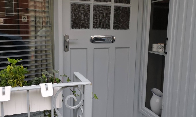 Bovey Tracey House | Romantic cottage for two, Dartmoor and SW coast