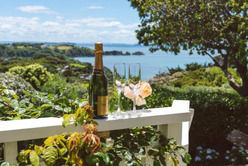 Waiheke Island House | Romantic Cottage Recommended by NZ Herald