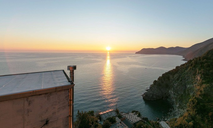 Corniglia House | Romantic Double Room