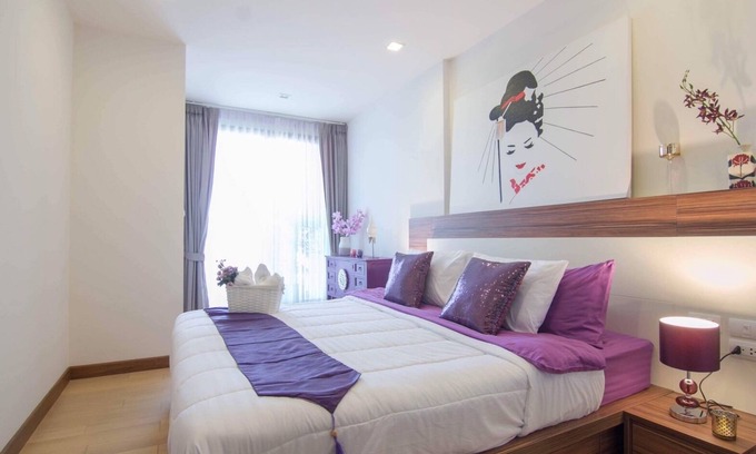 Chang Khlan Apartment | Romantic Honeymoon Siam Suite, Central Chiang Mai