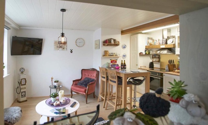 Klaksvik Apartment | Romantic Klaksvik apartment