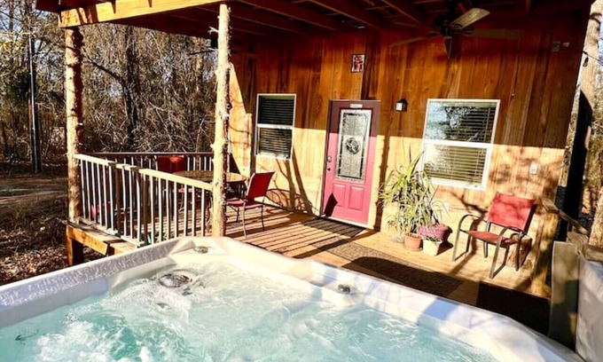 Flint Cabin | Romantic Lake Cabin Escape: PVT Hot Tub/Fire Pit