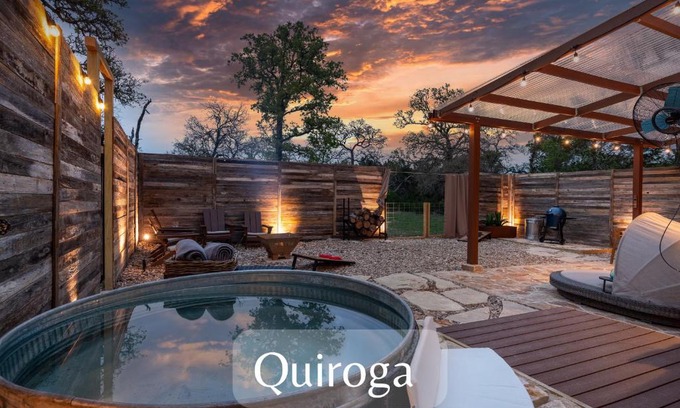 Wimberley House | Romantic Luxury stay w Sauna, Pool & Amenities on 10 acres