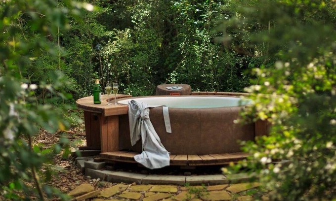 Cat Spring Cabin | Romantic Mystic Woods Cabin~Private Hot Tub with Optional B&B & TX Ranch Activities!