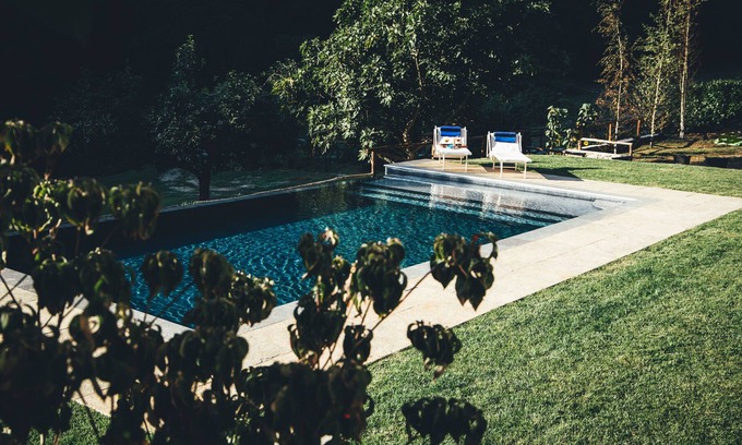 Barga House | Romantic newly renovated barn private pool and a trout river, 5 mins to Barga